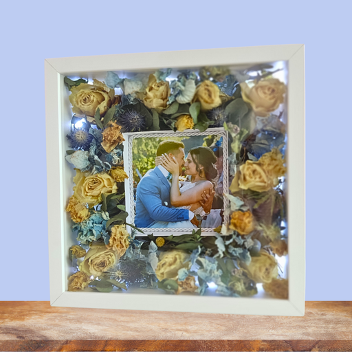 Запазване на Сватбен Букет с Осветление